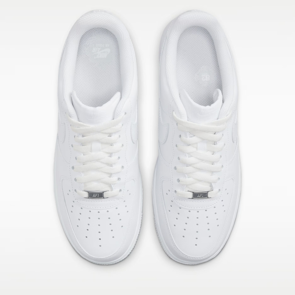 NIB Nike AIR FORCE ONES '07 - Womens SIZE 9